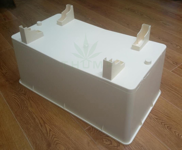 Dutch Bato Buckets for Strawberry Thump